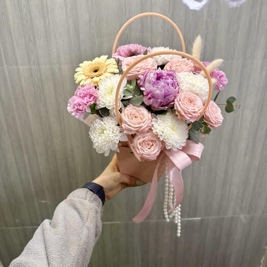 Цветы в сумочке