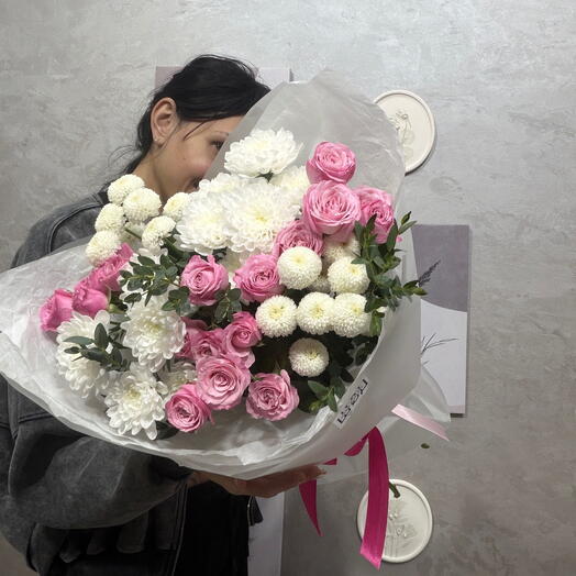 Нежный букет с пионовидными розами🌸
