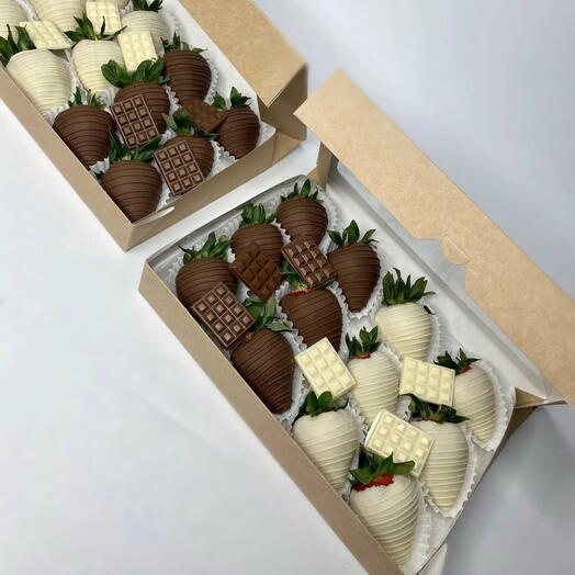 Клубника в шоколаде + шоколадные плитки