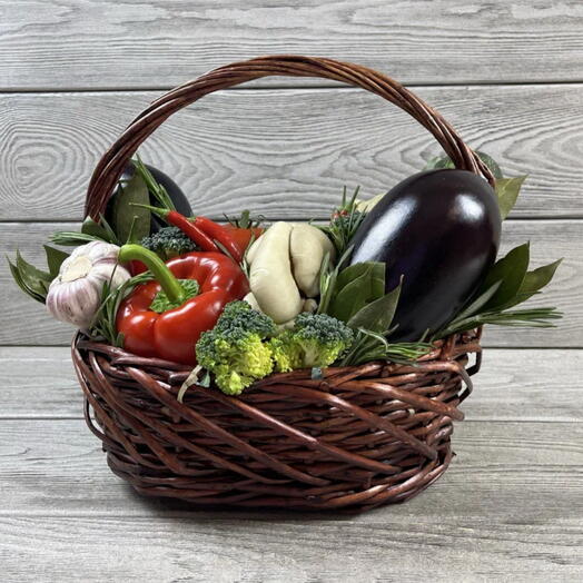 Подарочная корзина с овощами «Овощной микс - S