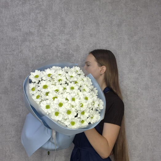 Букет из нежных хризантем