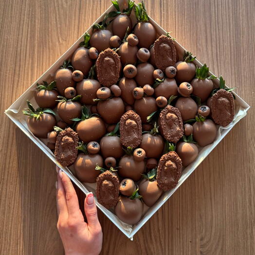 Набор 35🍓 в молочном шоколаде