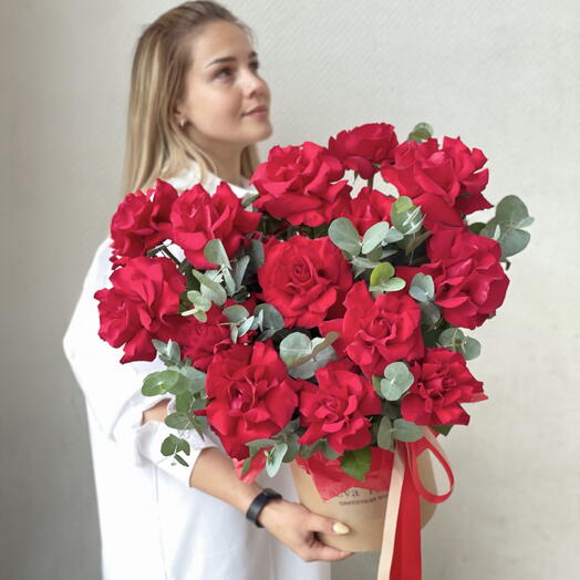 15 французских роз в коробке для любимых