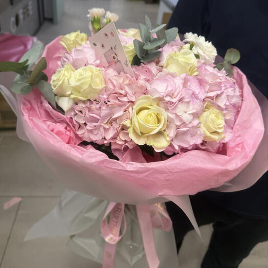 Букет с гортензией 💐🩷