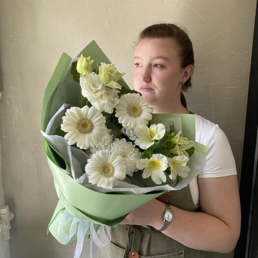Букет с гермини