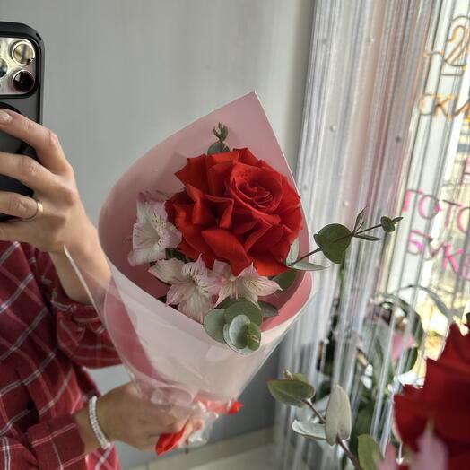 Мини букет из розы