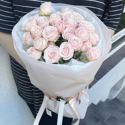Букет из кустовых роз 🌸