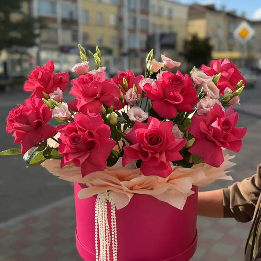 Коробка из роз