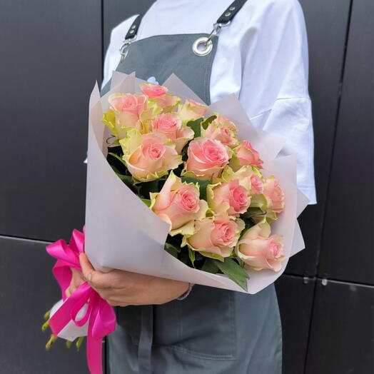 Нежная роза Топгир оригинальный букет les fleur (В0125)
