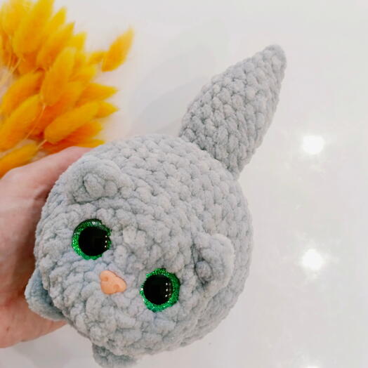 Игрушка мягкая котик серый вязаный