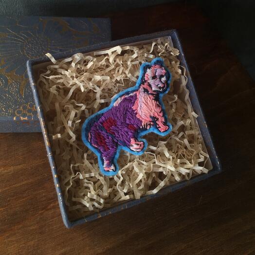 Bear Brooch - hand embroidery