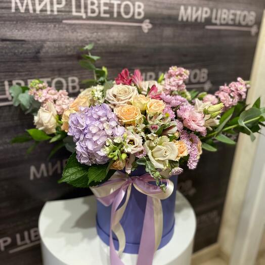 Цветы в коробке