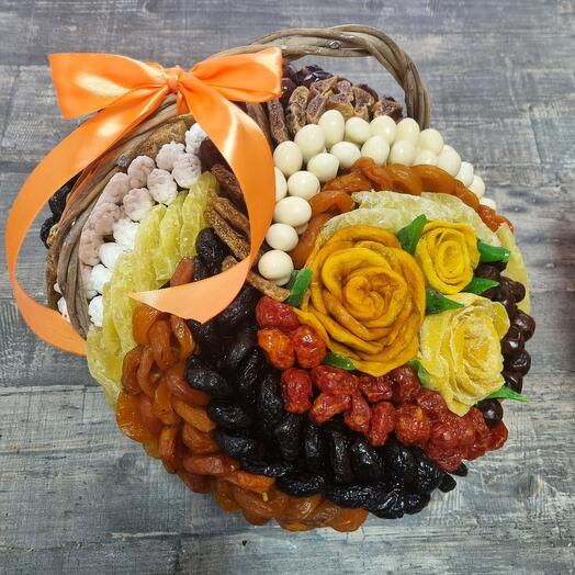 Cesta de frutas secas