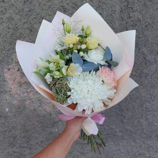 A composite bouquet is a compliment