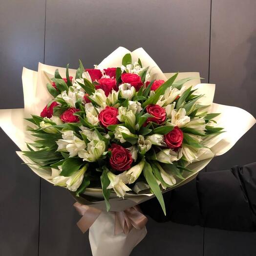A bright bouquet of alstroemeria and roses
