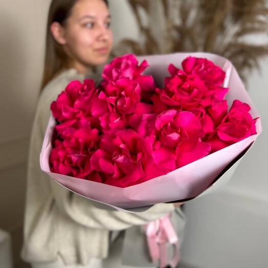 Rosas carmesí