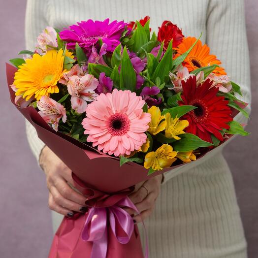 Bouquet of Gerberas and Alstroemeria
