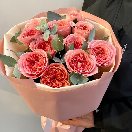 Ramo de rosas peonías con ecualizador