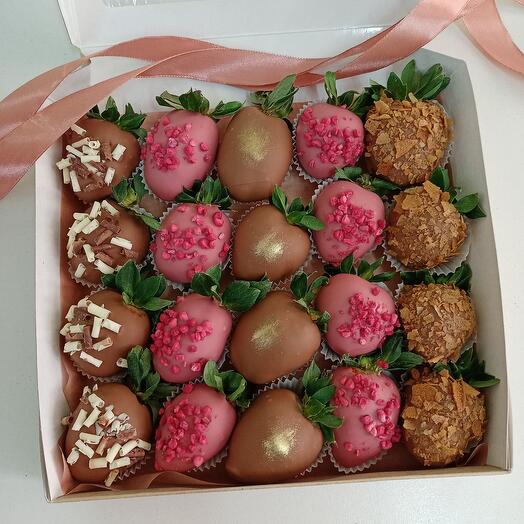 Клубника в шоколаде 20 шт