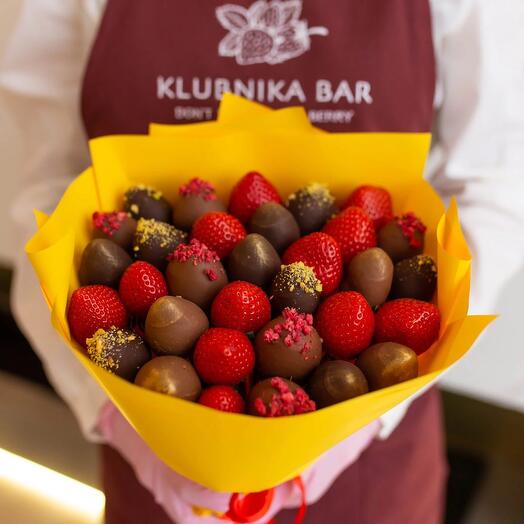 Ramo de fresas BALI M