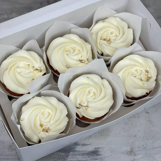 Cupcakes for the wedding