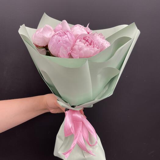 Bouquet of 9 pink peonies by Sarah Bernhardt