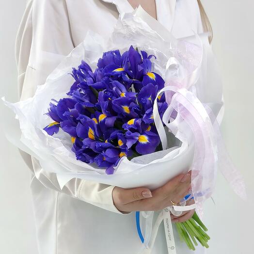 Filetovost bouquet of irises in stylish packaging