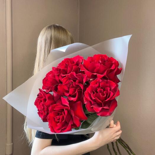 7 French burgundy roses