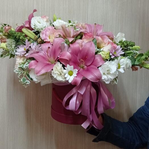 Лилия в коробке