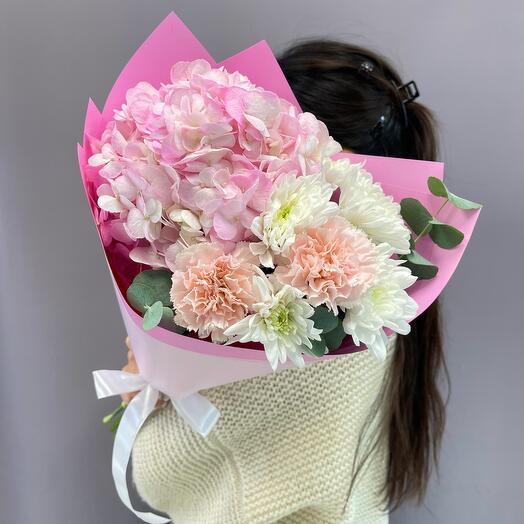 Bouquet of pink Hydrangeas , pink Dianthuses and Chrysanthemums 💓
