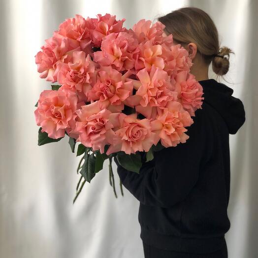15 ажурных коралловых роз