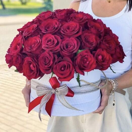 Розы в коробке PREMIUM