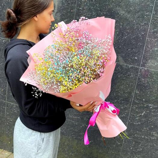 Букет из радужной гипсофилы