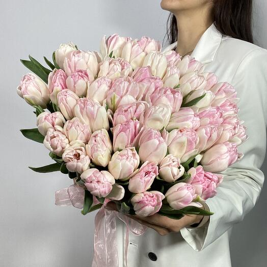 Моно букет из пионовидных тюльпанов Фокстрот