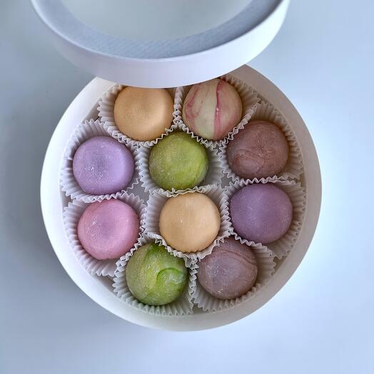 Моти в круглой коробке 10 шт