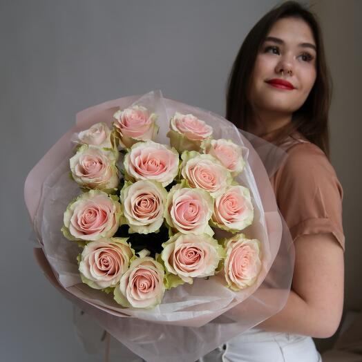 Букет из 15 нежно-розовых Голландских Роз