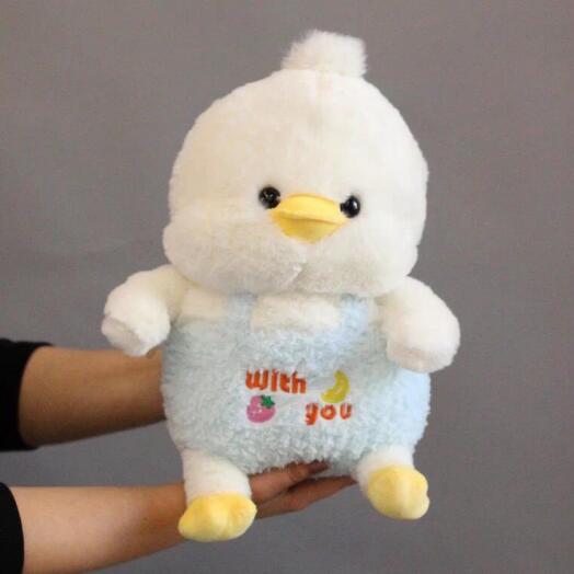 Мягкая игрушка Утка в комбинезоне