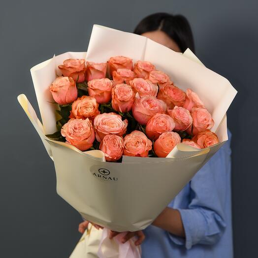 Монобукет из 25 пионовидных персиковых роз