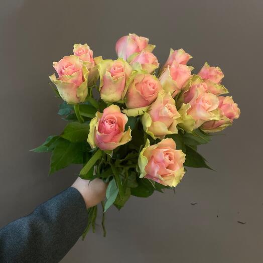 Монобукет из 15 роз
