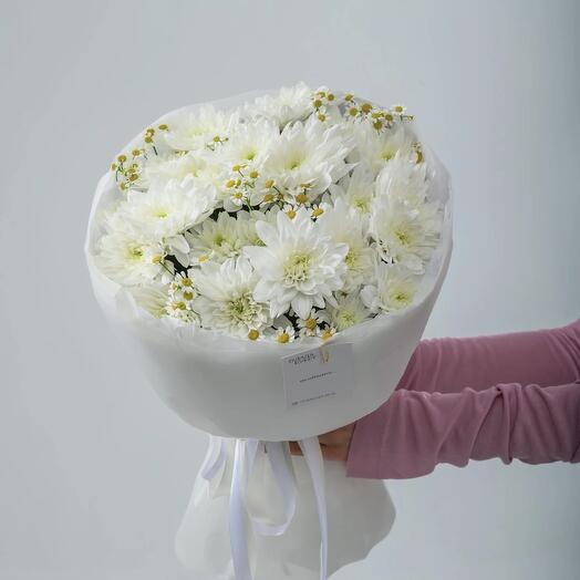 Букет белых хризантем и танацетум, (L)