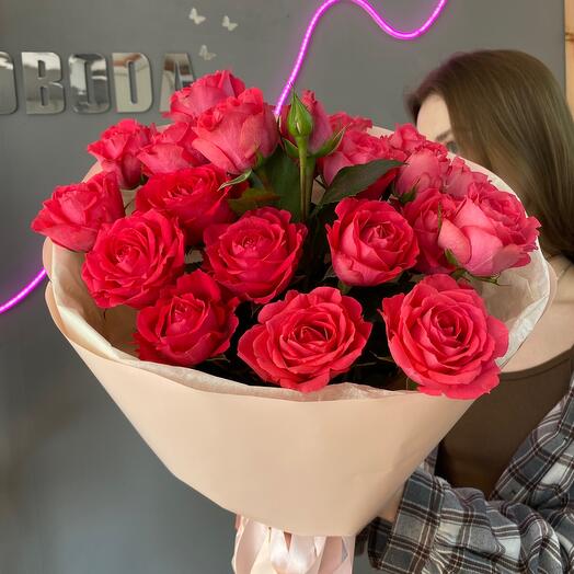 Букет из 5 кустовых роз 😍🌹