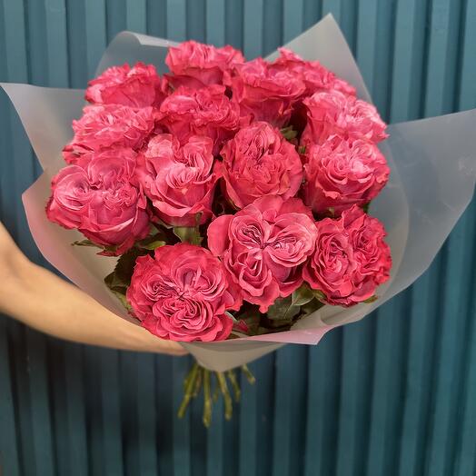 Букет из розовых роз