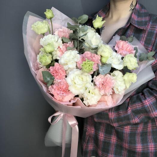 Ажурная эустома и диантусы