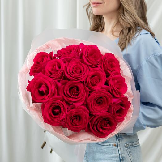 Розовые розы 15 штук Сибирис