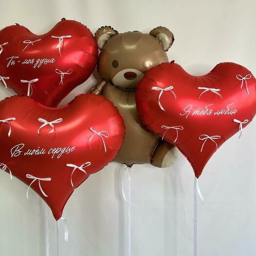 Мишка Барни и изящные сердца с бантиками