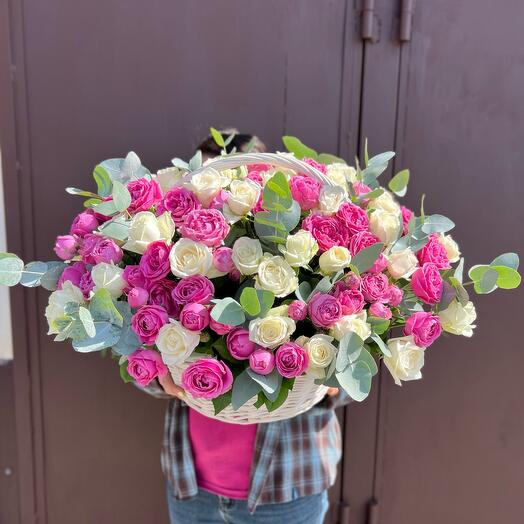 Корзина с цветами✅🌺