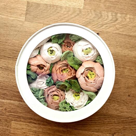 Зефирные цветы в шляпной коробке.Для мамы