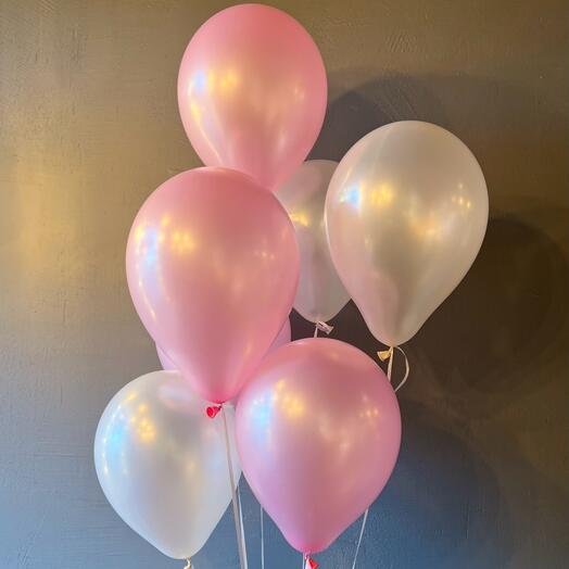 Фонтан из розовых и белых шаров связка 7 штук