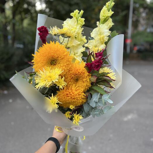 It s a color of love 💛