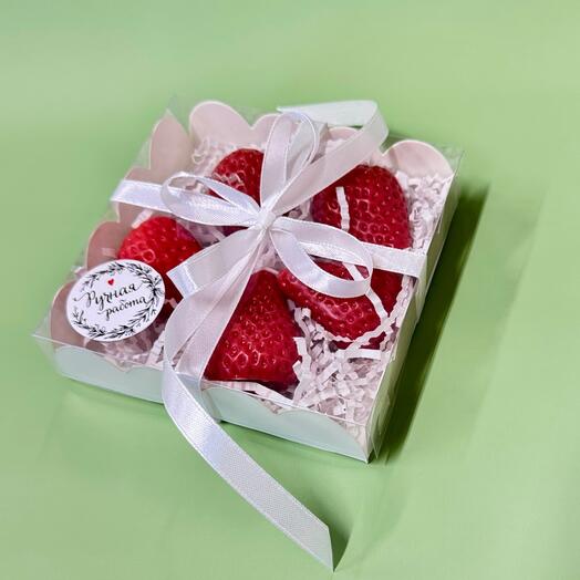 Свечи клубника 🍓 (набор из 5 штук)